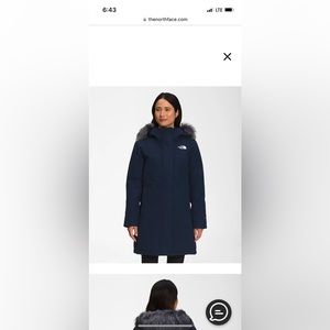 North face women’s arctic parka size small